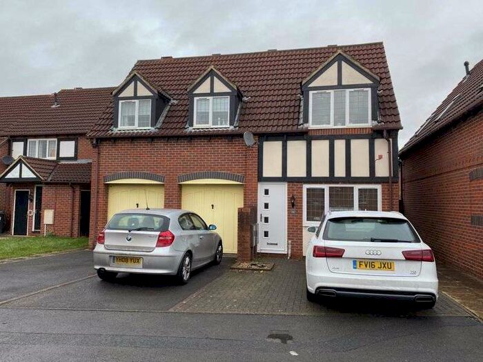 2 Bedroom Property To Rent In Ferndene, Bristol, BS32