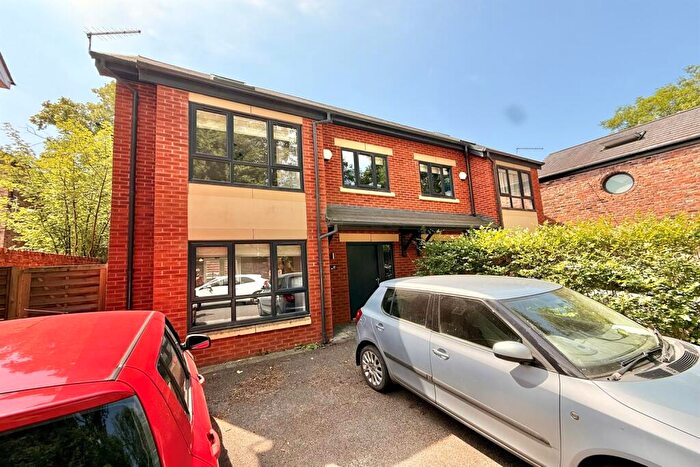 4 Bedroom Semi-Detached House To Rent In Moseley Road, Fallowfield, Manchester, M14