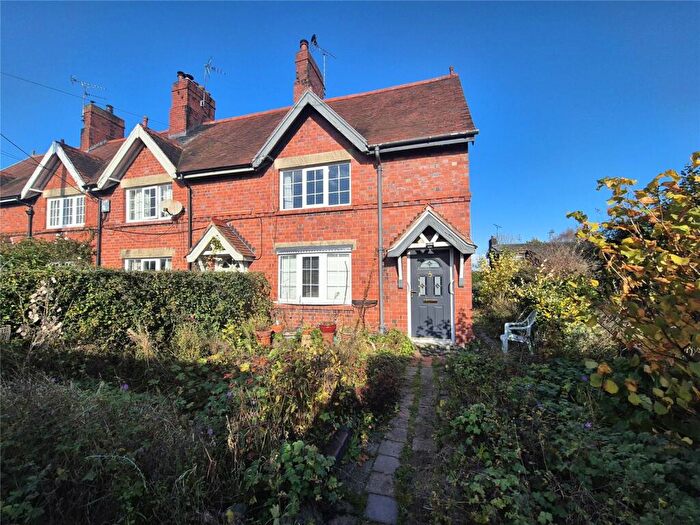 3 Bedroom End Of Terrace House For Sale In New Houses, Pentre, Chirk, Wrexham, LL14