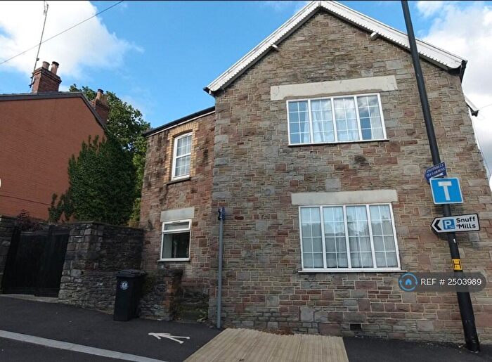 6 Bedroom Semi-Detached House To Rent In River View, Bristol, BS16
