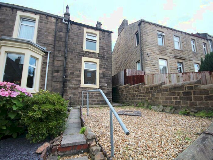 2 Bedroom End Of Terrace House To Rent In A Manchester Road, Barnoldswick, BB18