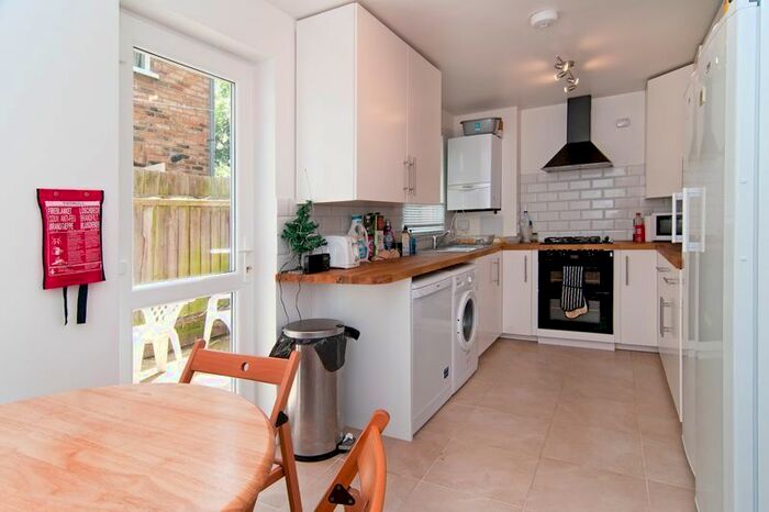 6 Bedroom Terraced House To Rent In Yeldham Road, London, W6