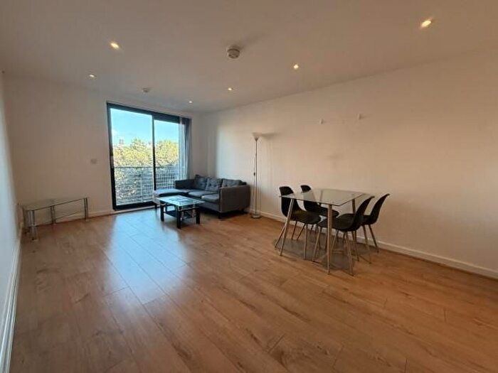 2 Bedroom Flat To Rent In Cornhill, Liverpool, L1