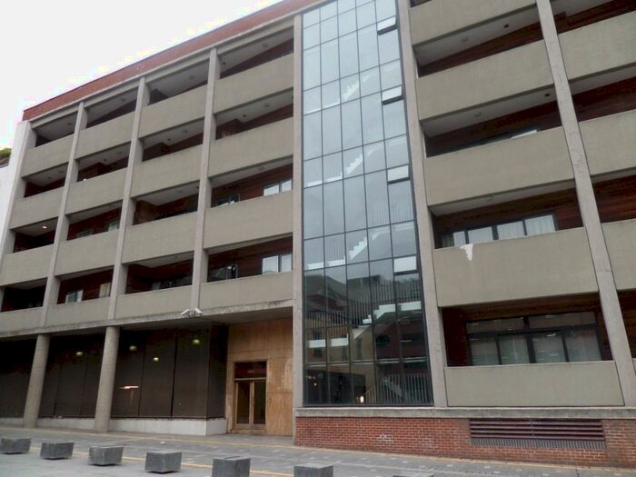 1 Bedroom Apartment To Rent In Cheapside City Centre, L2