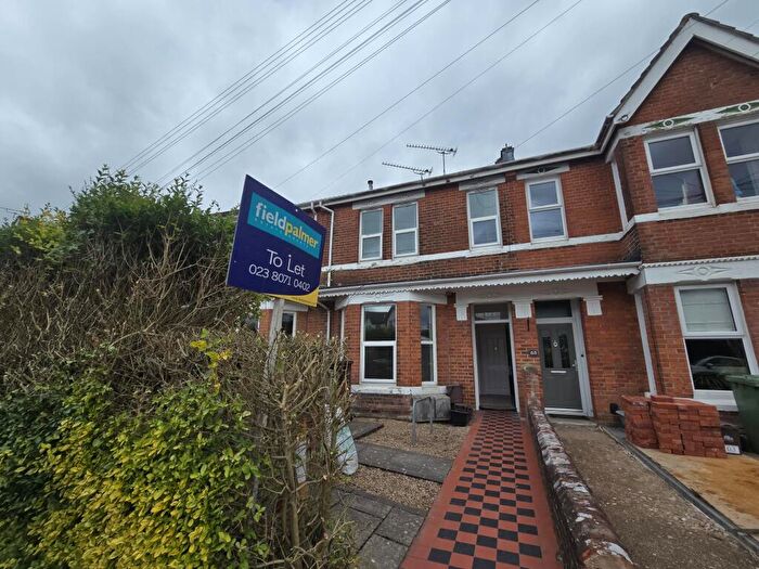 2 Bedroom Flat To Rent In Suffolk Avenue Southampton, SO15