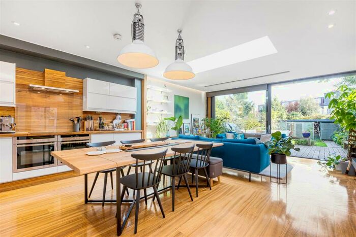 4 Bedroom Semi-Detached House To Rent In Deanhill Road, East Sheen, SW14