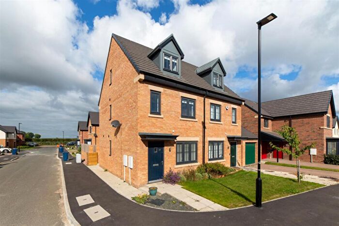 3 Bedroom Semi-Detached House For Sale In Dataller Drive, Havannah Park, NE13