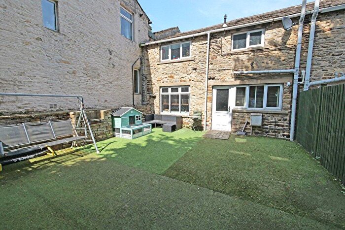 3 Bedroom Barn Conversion For Sale In Bow Cottage, Meadow Lane, Cononley, BD20