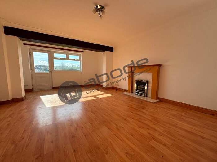 2 Bedroom End Of Terrace House To Rent In Strauss Crescent, Rotherham, South Yorkshire, S66