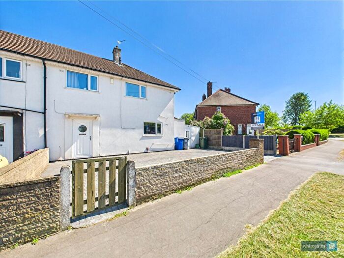3 Bedroom Semi-Detached House For Sale In Barnby Dun Road, Doncaster, South Yorkshire, DN2