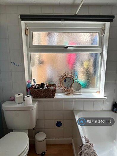 2 Bedroom Terraced House To Rent In Fore Street, Exmouth, EX8