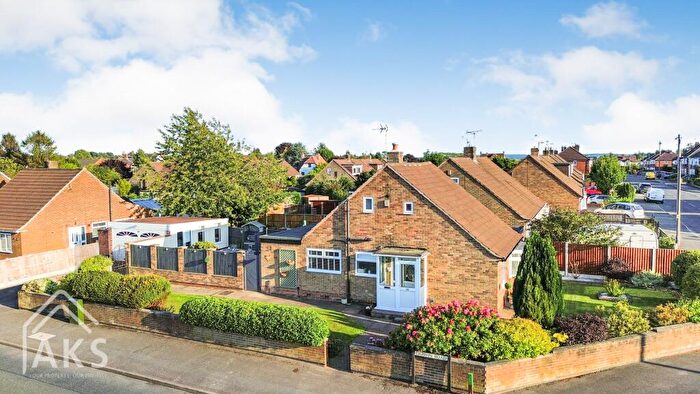 2 Bedroom Bungalow For Sale In Devonshire Drive, Mickleover, DE3