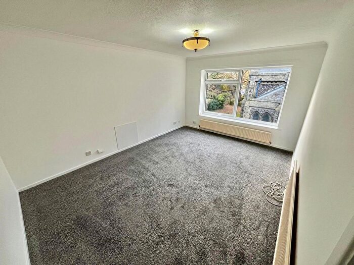 1 Bedroom Flat To Rent In Halcombe Court, Norwich, Norfolk, NR3