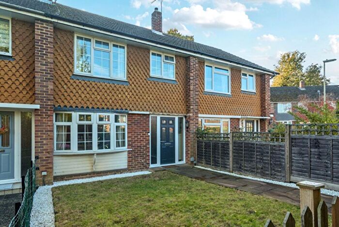 3 Bedroom Terraced House For Sale In Cricket Lea, Lindford, Bordon, GU35