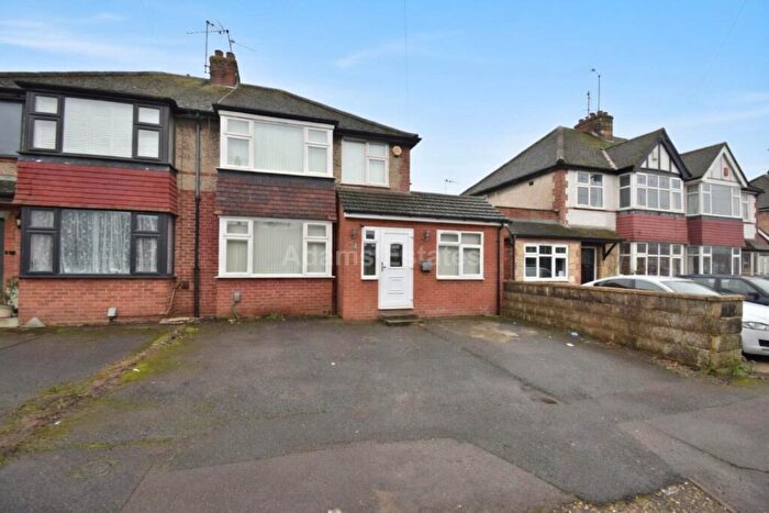 4 Bedroom Semi Detached House To Rent In Erleigh Court Gardens, Reading, RG6