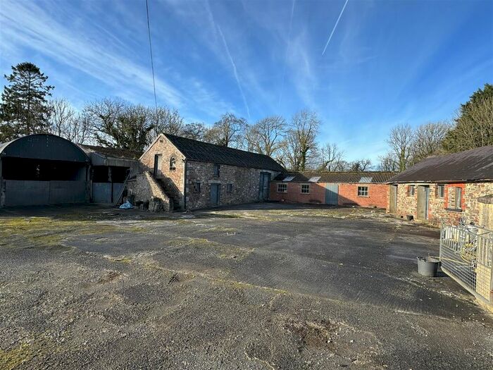 Farm For Sale In Manordeilo, Llandeilo, SA19