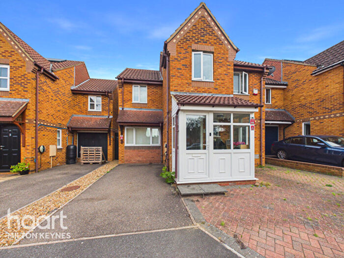5 Bedroom Detached House For Sale In Camlet Grove, Stantonbury Fields, MK14
