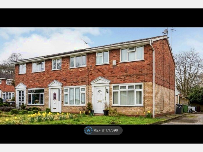 3 Bedroom End Of Terrace House To Rent In Lennox Gardens, Wolverhampton, WV3