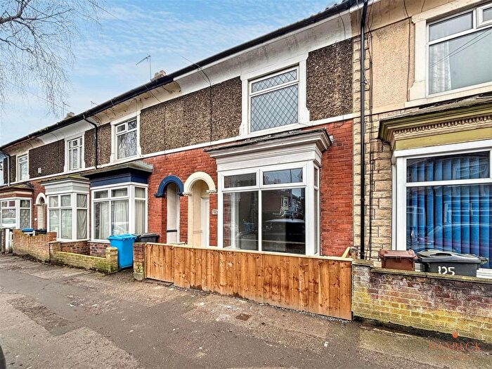 3 Bedroom Terraced House For Sale In Perth Street West, Hull, HU5