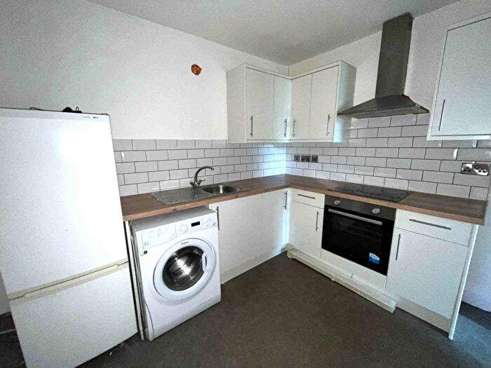 1 Bedroom Flat To Rent In Nottingham Road, Mansfield, NG18