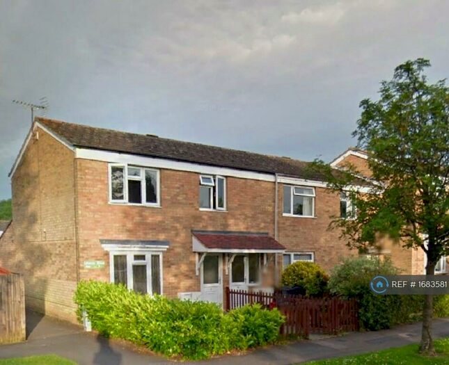1 Bedroom Flat To Rent In Lincoln Road, Stevenage, SG1