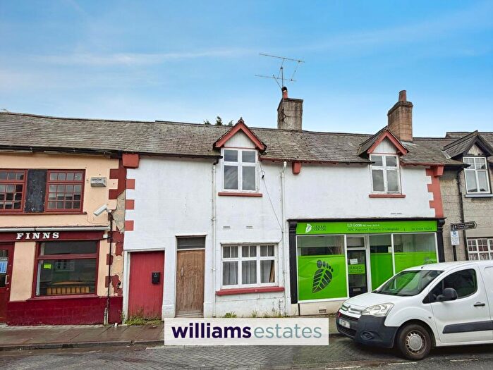 3 Bedroom Terraced House For Sale In Clwyd Street, Ruthin, LL15