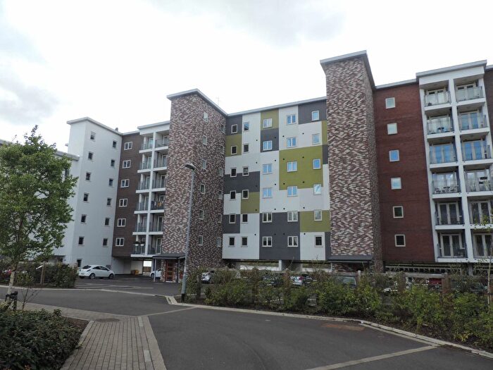 2 Bedroom Flat To Rent In The Armstrong, The Staithes, Gateshead, NE8