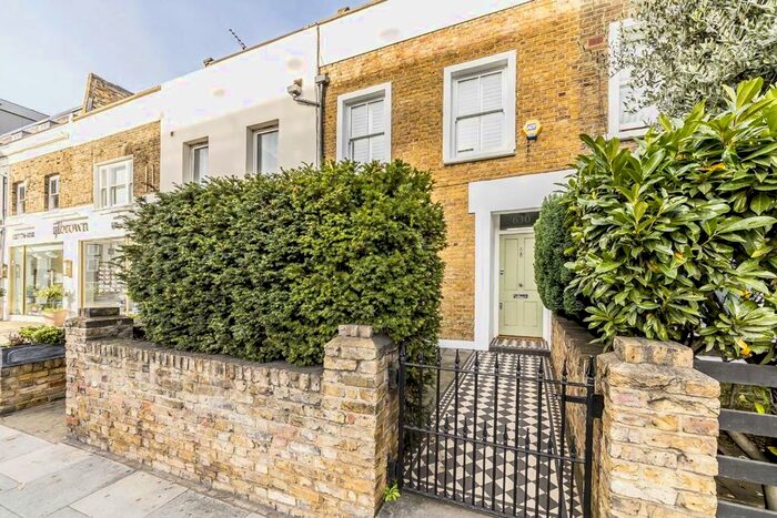 3 Bedroom Terraced House To Rent In Kings Road, London, SW6