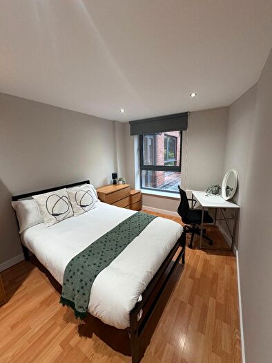 2 Bedroom Apartment To Rent In West One Apartments, Fitzwilliam Street, Sheffield, S1