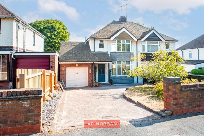 3 Bedroom Semi Detached House For Sale In Cedar Park Road, Batchley, Redditch, Worcestershire, B97