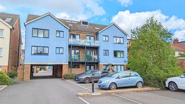 1 Bedroom Flat To Rent In Hatfield Road, St. Albans, Hertfordshire, AL1
