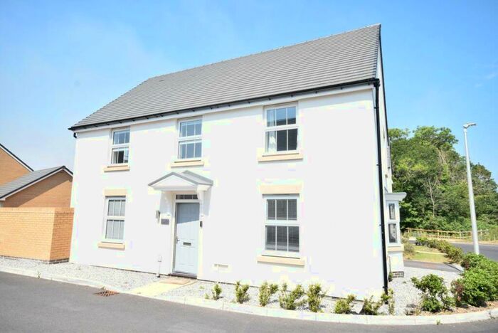 4 Bedroom House To Rent In Dunlin Drive, Barnstaple, EX31