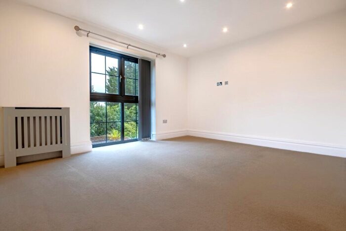 2 Bedroom End Of Terrace House To Rent In Mount Pleasant Avenue South, Weymouth, DT3