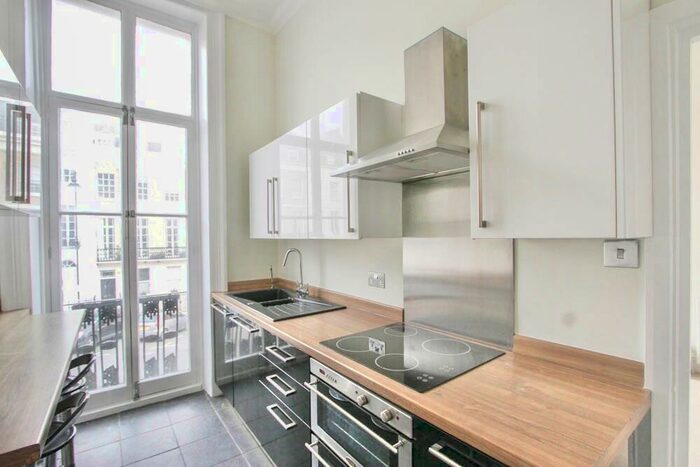 2 Bedroom Apartment To Rent In Portland Place, Brighton, BN2