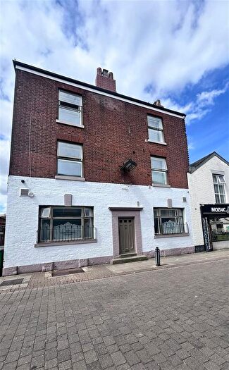 1 Bedroom Flat To Rent In Wood Street, Ashton-Under-Lyne, OL6