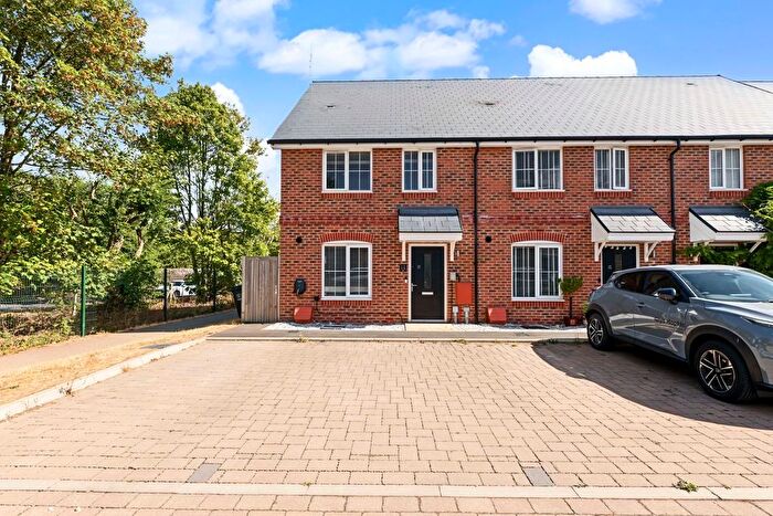3 Bedroom End Of Terrace House For Sale In Haxters End, Hemel Hempstead, HP4