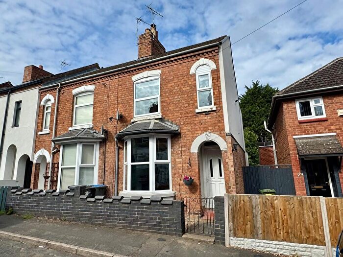 3 Bedroom End Of Terrace House For Sale In New Street, New Bilton, CV22