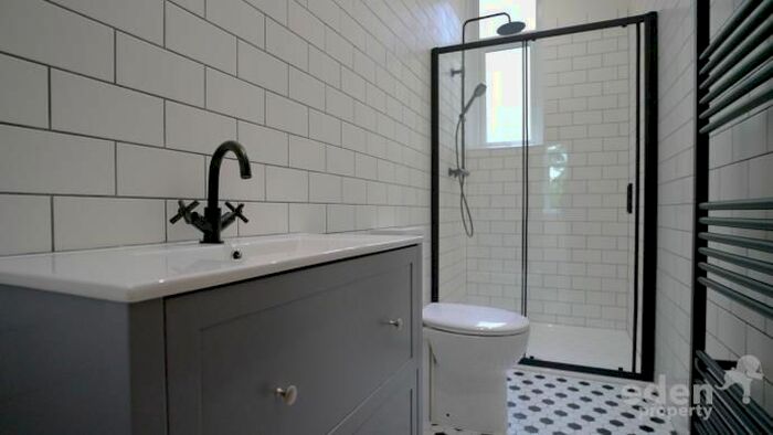 2 Bedroom Flat To Rent In Links Place, Edinburgh, EH6