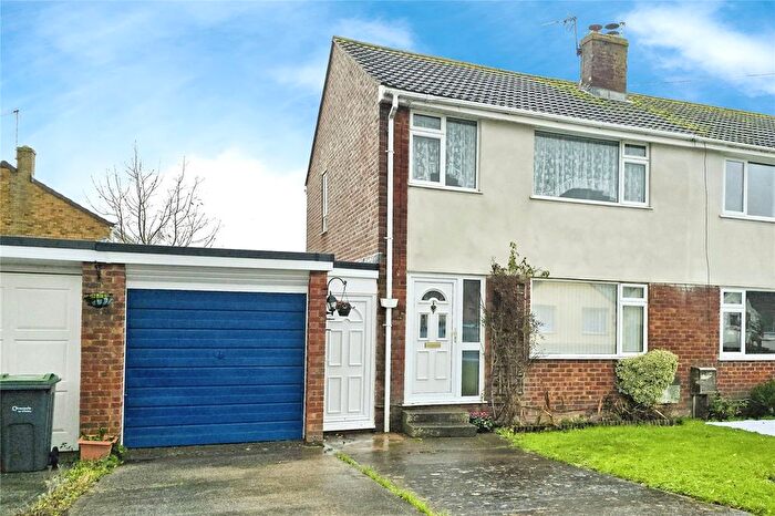 3 Bedroom Semi Detached House For Sale In Meadow Lane, Westbury, BA13