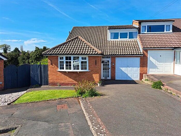 4 Bedroom Semi-Detached Bungalow For Sale In Mainwaring Drive, Four Oaks, Sutton Coldfield, B75