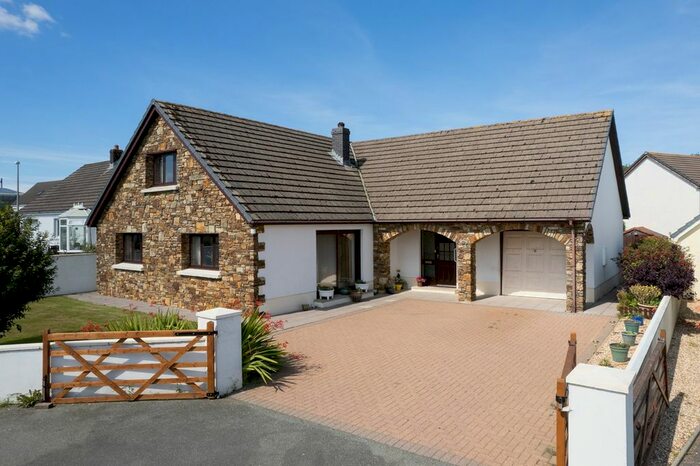4 Bedroom Detached Bungalow For Sale In Efailwen, Clynderwen, SA66