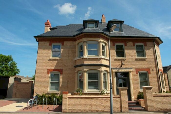 1 Bedroom Flat To Rent In Humberstone Road, Cambridge, CB4