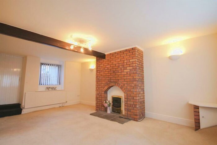 2 Bedroom Terraced House To Rent In Briercliffe Road, Burnley, BB10