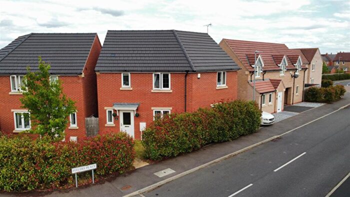 3 Bedroom Detached House For Sale In Peelers Place, Loughborough, LE11