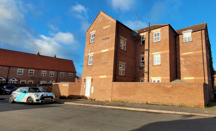 2 Bedroom Flat To Rent In Otterbirch Wharf, Beverley, East Riding Of Yorkshire, Uk, HU17