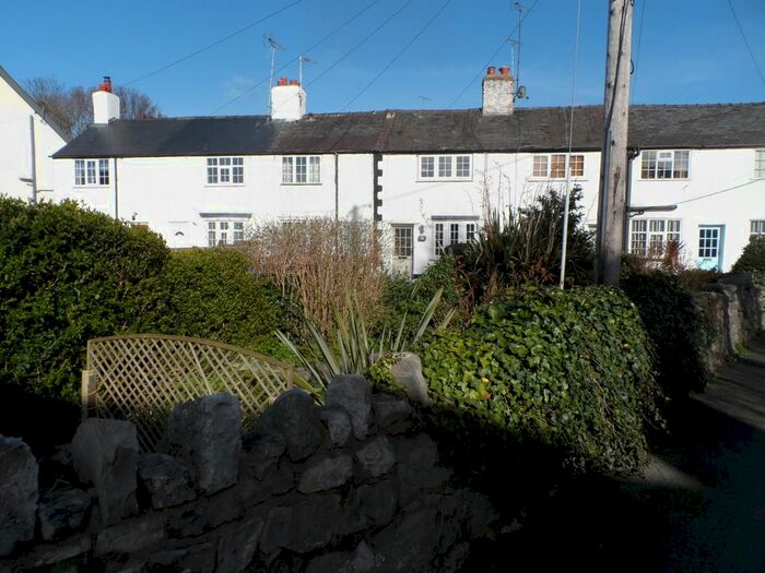 2 Bedroom Terraced House To Rent In Luke Terrace, St Asaph, LL17