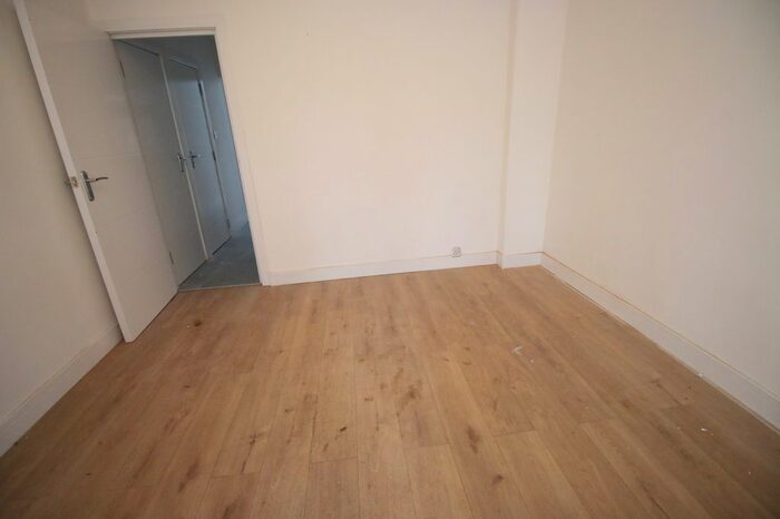4 Bedroom Terraced House To Rent In The Drive, Feltham, Greater London, TW14