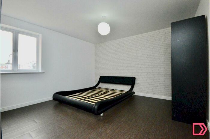 2 Bedroom Flat To Rent In Hermitage Close, Abbey Wood, London, SE2