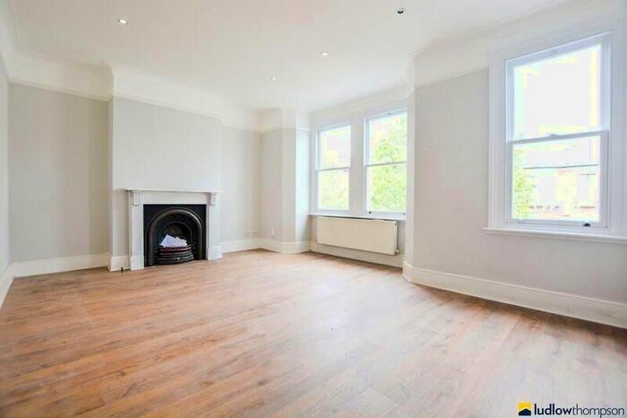 4 Bedroom Flat To Rent In Harlescott Road, London, SE15