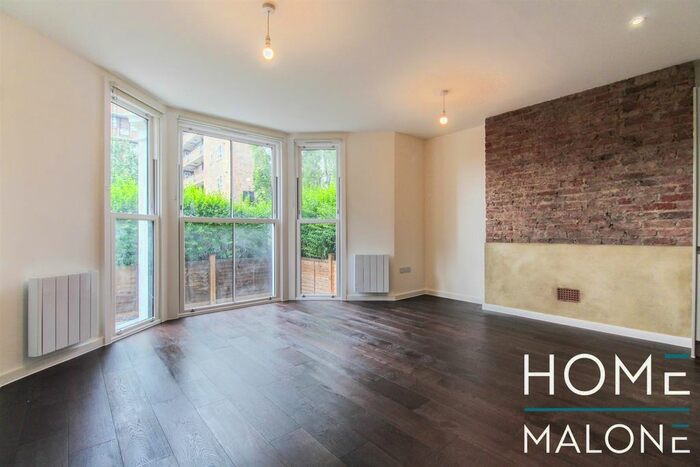 2 Bedroom Flat To Rent In Princess Crescent, London, N4